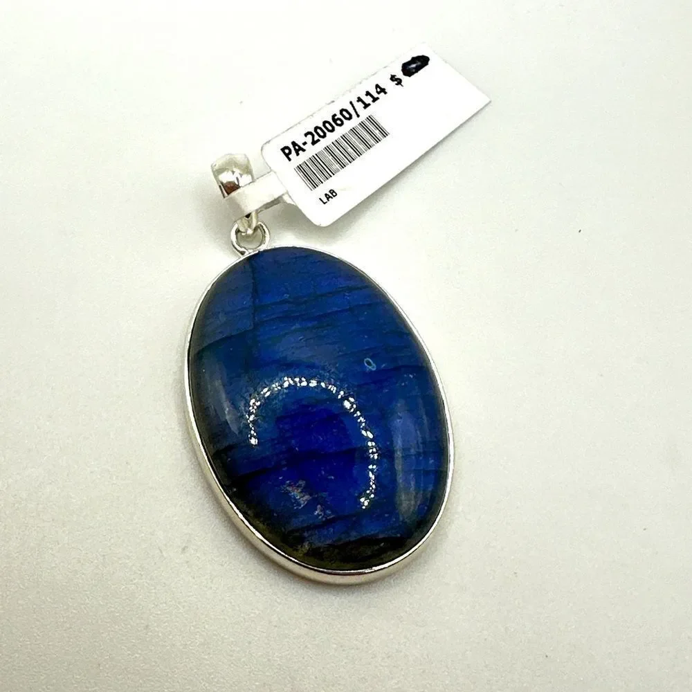 NWOT MONSTER‎ 39x28mm Labradorite in solid sterling silver pendant!